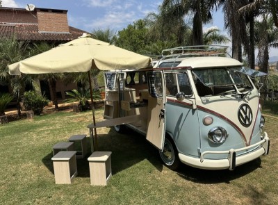 VW T1 splitwindow bus camper van 1975
