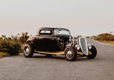 Débutants : que savoir avant d’acheter une voiture classique ?