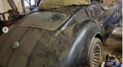 Une rare astra X-300 GT oubliée dans un garage retrouvée intacte