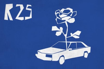 La R25, voiture de luxe à la française et sujet des moqueries à l’égard des socialistes