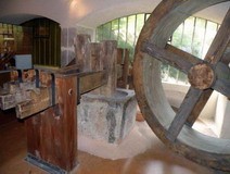 MUSÉE ET PAPETERIE CANSON ET MONGOLFIER