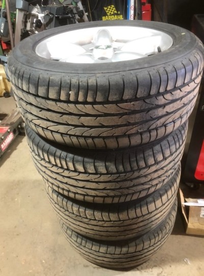 JANTES 17 ¨ Jaguar XK8/XKR et pneus 245/50 R17