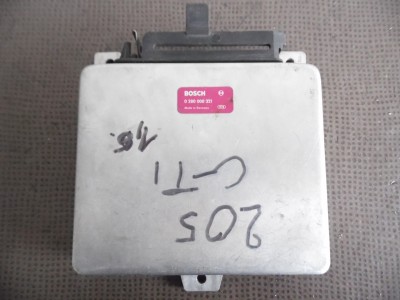 CALCULATEUR INJECTION 0280000321 PEUGEOT 205 GTI 1,6