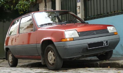 RENAULT